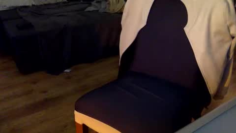 diegocruz_ online show from May 2026 01:44:01 AM
