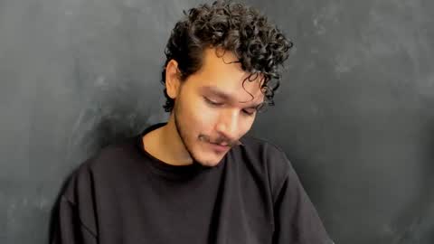 diemond_latinx98 online show from January 2026 06:22:02 PM