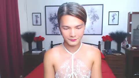 Dennesse online show from September 2025 02:49:02 AM