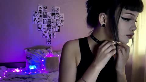 Snapshot of dieonisia chatting on January 2026 06:41:02 AM HEY CALL ME SIAALWAYS HAPPY TO PLAY WITH YOU IN PRIVATE online show from January 2026 06:41:02 AM