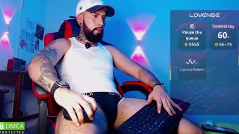  Dylan  online show from April 2026 09:04:01 PM