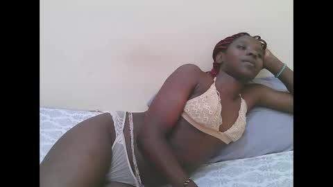 Dijah online show from November 2025 06:33:02 AM