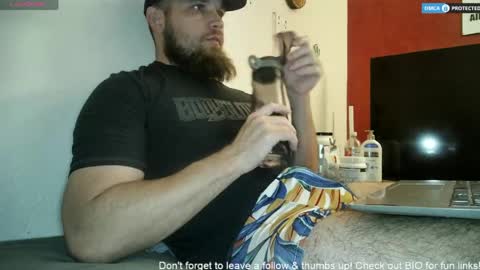 Daddy online show from April 2026 08:04:02 PM