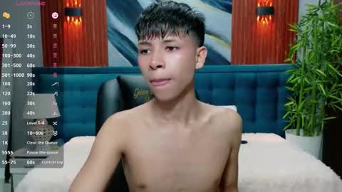  DILAN online show from December 2025 06:03:02 PM