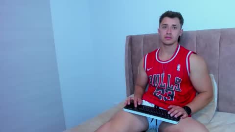 Dilan Coy online show from October 2025 11:01:02 PM