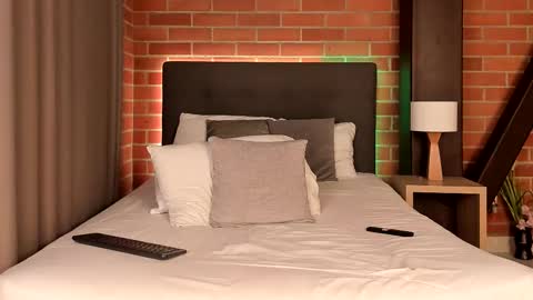 Dilarahkesh  online show from February 2025 08:31:02 AM