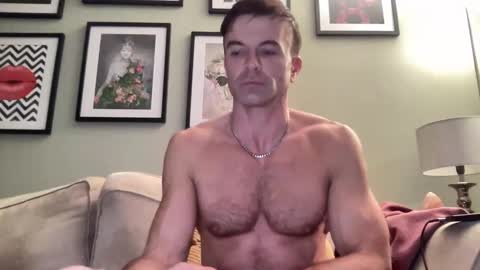 Snapshot of dillonwilde chatting on January 2025 08:44:01 PM Dillon online show from January 2025 08:44:01 PM