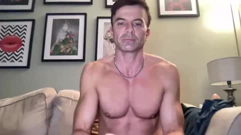 Snapshot of dillonwilde chatting on February 2025 09:20:02 PM Dillon online show from February 2025 09:20:02 PM