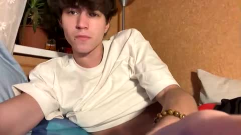 Snapshot of dimamozaev400 chatting on November 2025 08:58:02 PM Dima online show from November 2025 08:58:02 PM