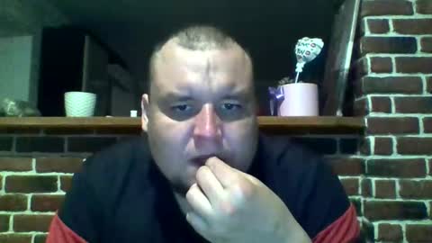Snapshot of dimasvit5306 chatting on April 2026 06:35:01 PM dimasvit5306 online show from April 2026 06:35:01 PM