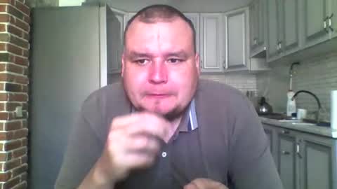 Snapshot of dimasvit5306 chatting on April 2026 07:48:02 AM dimasvit5306 online show from April 2026 07:48:02 AM
