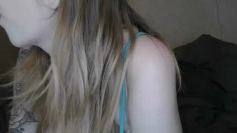 Sofie online show from February 2025 11:06:02 AM