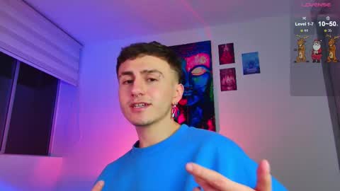 Julian Independent Model online show from December 2025 11:44:02 PM