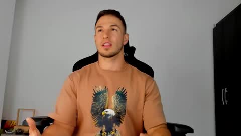 Snapshot of dimitricaruso chatting on March 2025 10:38:02 PM dimitricaruso online show from March 2025 10:38:02 PM