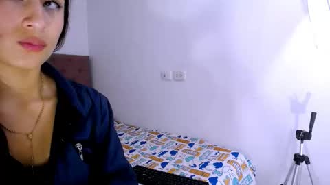 DINA online show from November 2025 10:42:01 PM