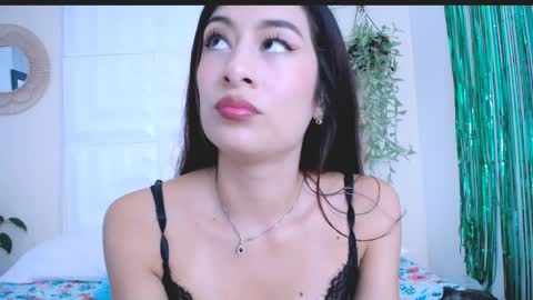 DINA online show from April 2026 08:17:01 PM