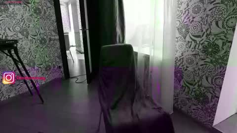 Diodora Magenta online show from April 2026 01:07:01 PM