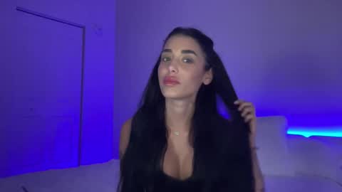 Snapshot of dirianyisabelx chatting on November 2025 10:21:02 PM Diriany Isabel online show from November 2025 10:21:02 PM