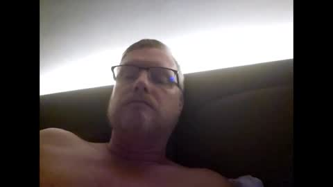 dirkkie1975 online show from April 2026 07:25:01 PM