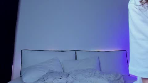 Hailey online show from January 2025 01:00:02 AM