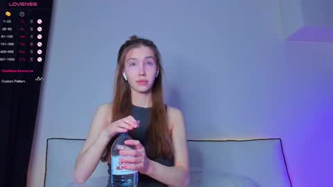 Hailey online show from February 2025 09:20:02 PM