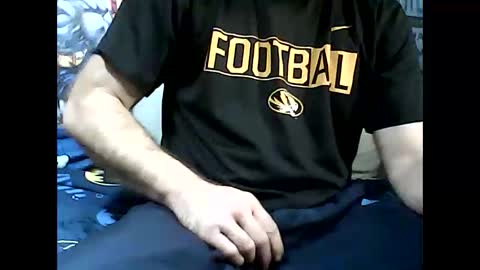 Snapshot of dirtmcgirt82 chatting on January 2025 04:00:01 PM dirtmcgirt82 online show from January 2025 04:00:01 PM