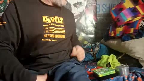 Snapshot of dirtmcgirt82 chatting on January 2025 06:09:01 AM dirtmcgirt82 online show from January 2025 06:09:01 AM