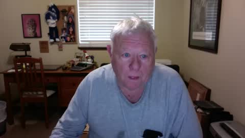 Snapshot of dirtrider195080438 chatting on April 2026 05:29:01 PM dirtrider195080438 online show from April 2026 05:29:01 PM