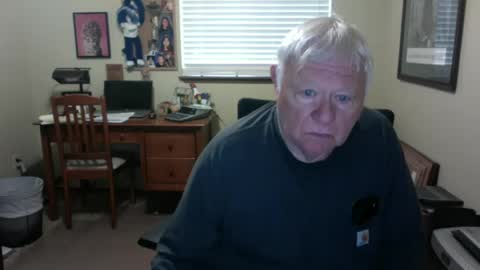 Snapshot of dirtrider195080438 chatting on July 2026 05:19:02 PM dirtrider195080438 online show from July 2026 05:19:02 PM