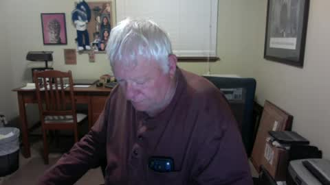 Snapshot of dirtrider195080438 chatting on July 2026 05:22:01 AM dirtrider195080438 online show from July 2026 05:22:01 AM