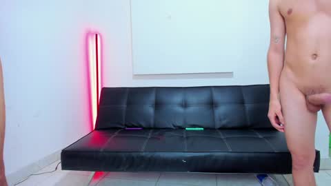 bbc 2cocks  vs  khloe 18 YEARS bigboobs 18 online show from December 2024 09:30:02 AM