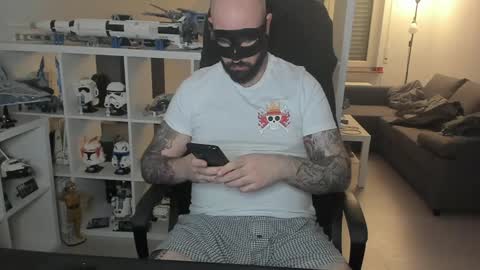 Snapshot of dirtybalws chatting on January 2025 12:17:02 AM Robert online show from January 2025 12:17:02 AM