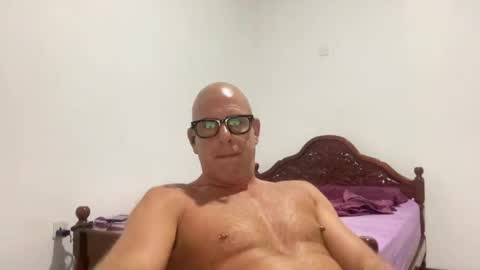 Dirtydanlondon online show from February 2026 02:27:01 PM