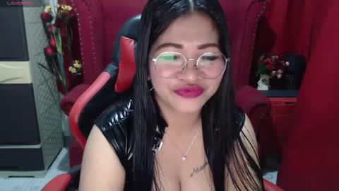 LatexQueen online show from December 2024 01:54:02 PM