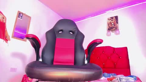 Snapshot of dirtygamesnaomy chatting on January 2025 09:19:02 AM Naomy online show from January 2025 09:19:02 AM