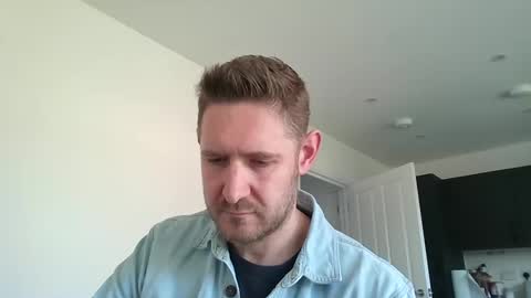 Snapshot of dirtylondon729 chatting on April 2026 09:55:01 AM Exhibitionist Ben online show from April 2026 09:55:01 AM