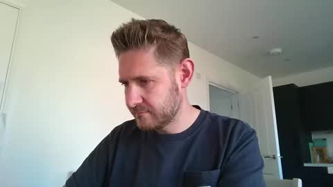 Snapshot of dirtylondon729 chatting on April 2026 11:25:02 AM Exhibitionist Ben online show from April 2026 11:25:02 AM