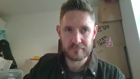 Snapshot of dirtylondon729 chatting on May 2026 12:33:02 PM Exhibitionist Ben online show from May 2026 12:33:02 PM