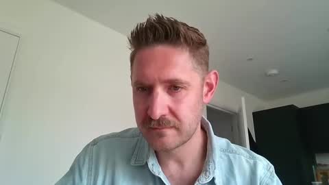 Snapshot of dirtylondon729 chatting on May 2026 10:55:01 AM Exhibitionist Ben online show from May 2026 10:55:01 AM