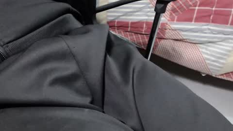 Snapshot of dirtyman8603 chatting on February 2025 09:23:01 AM dirtyman8603 online show from February 2025 09:23:01 AM