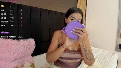 Soffie - Valentina - Yuya  Astro online show from June 2026 01:12:02 AM