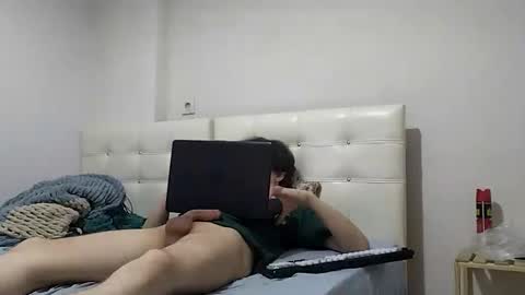 dirtywhiteguy376695 online show from October 2025 12:11:01 AM