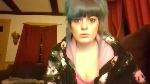 Snapshot of dirtyxhippie21 chatting on November 2025 03:29:01 AM Crystal online show from November 2025 03:29:01 AM