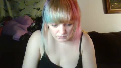 Snapshot of dirtyxhippie21 chatting on January 2026 02:48:01 AM Crystal online show from January 2026 02:48:01 AM