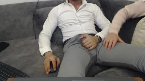 dirtyybooyy77 online show from April 2026 07:37:01 PM