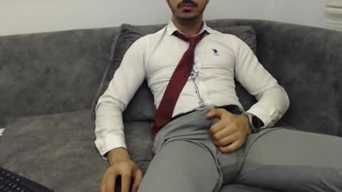 dirtyybooyy77 online show from May 2026 11:03:02 PM