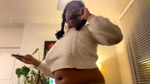 Snapshot of discdaddy chatting on December 2024 03:47:02 AM discdaddy and bby2brat online show from December 2024 03:47:02 AM