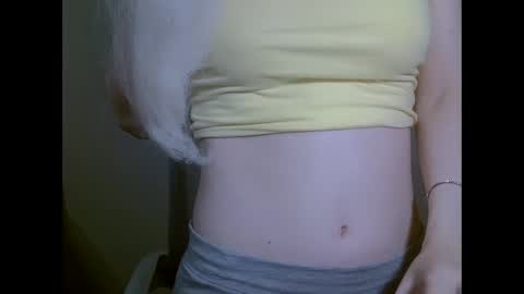 DitaMilton online show from October 2025 06:15:01 PM