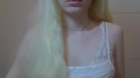 DitaMilton online show from February 2026 07:34:02 PM