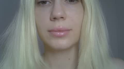 DitaMilton online show from April 2026 11:55:02 AM